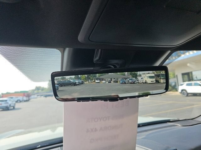 2025 Toyota Tundra 4WD SR5