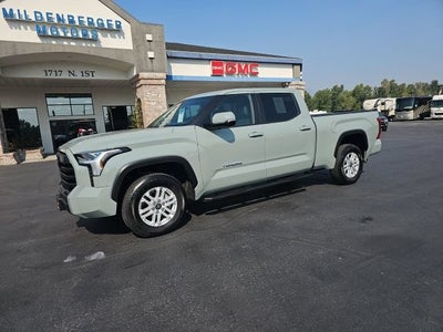 2025 Toyota Tundra 4WD SR5