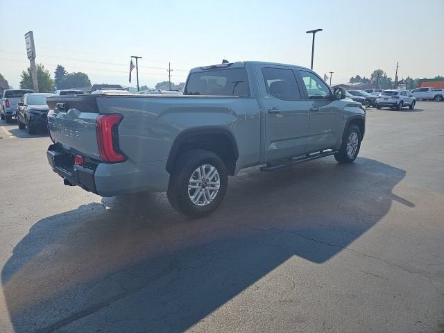 2025 Toyota Tundra 4WD SR5