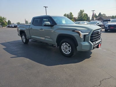 2025 Toyota Tundra 4WD SR5