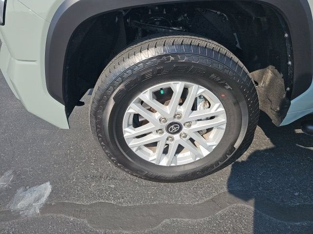 2025 Toyota Tundra 4WD SR5