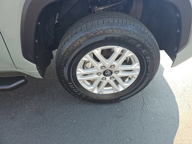 2025 Toyota Tundra 4WD SR5