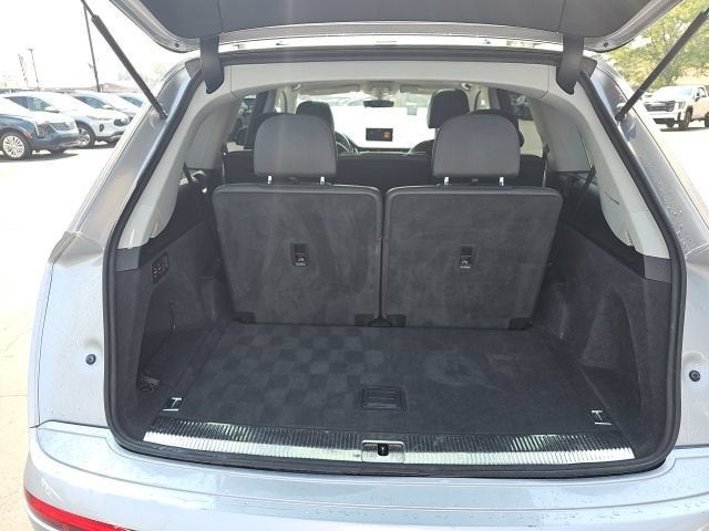 2017 Audi Q7 Premium Plus