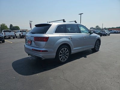 2017 Audi Q7 Premium Plus